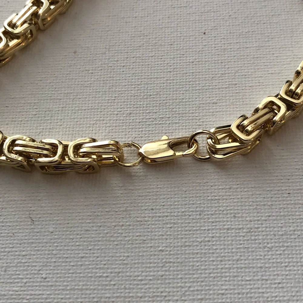 Gold Link Chain Necklace